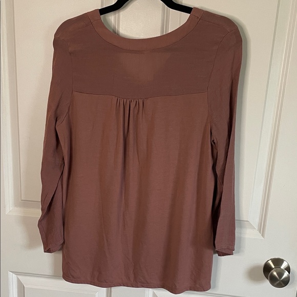 PerSeption Concept Women's Mauve Lace Detail Top with Shell Buttons Women’s XL - Picture 7 of 9